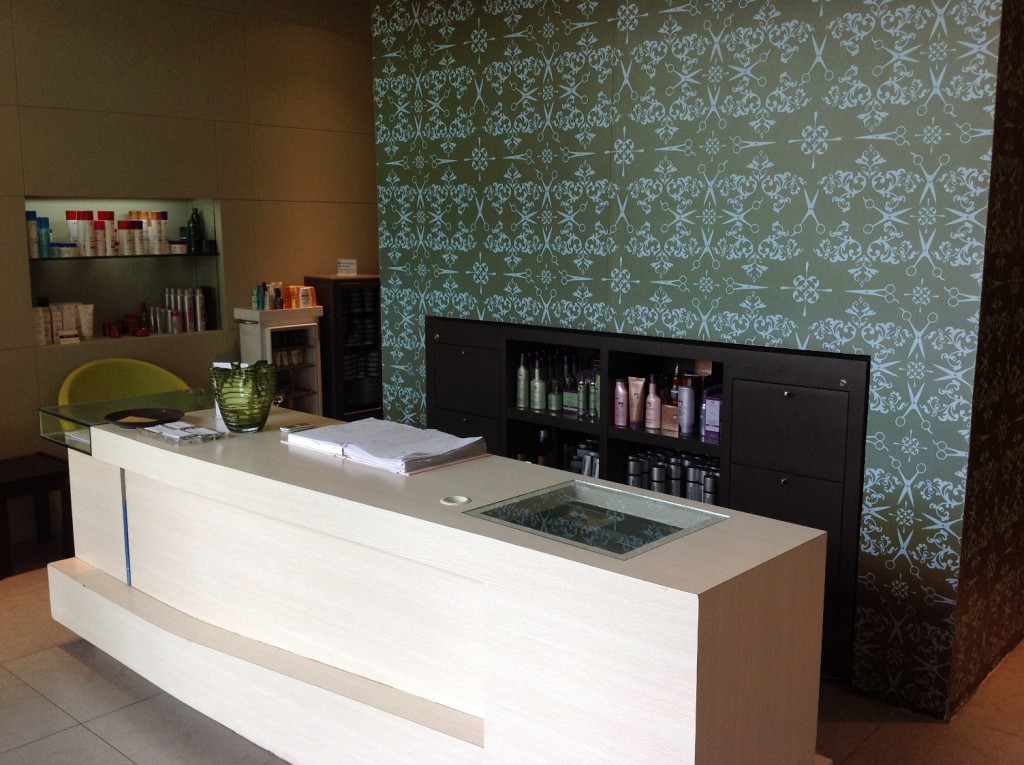 The Neat Main Reception Area Pic 3_re