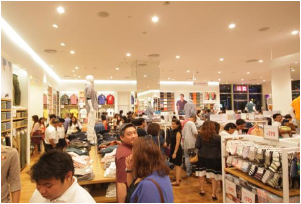 uniqlo sm north photos