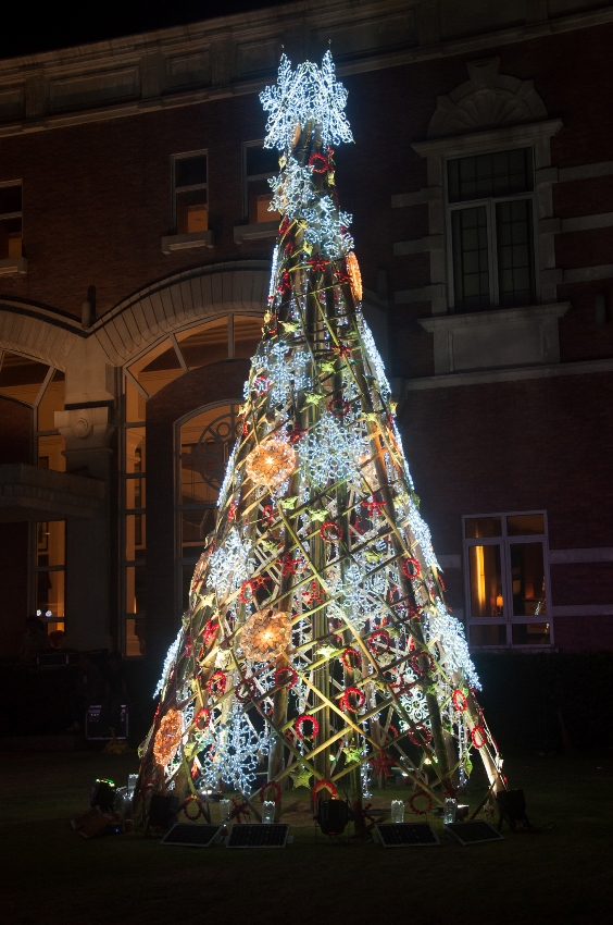 Enderun Colleges lights up its first ecofriendly and sustainable