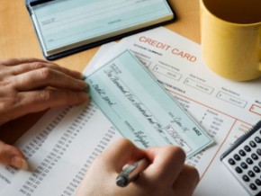 Checks with erasures, corrections – no longer accepted in 2016
