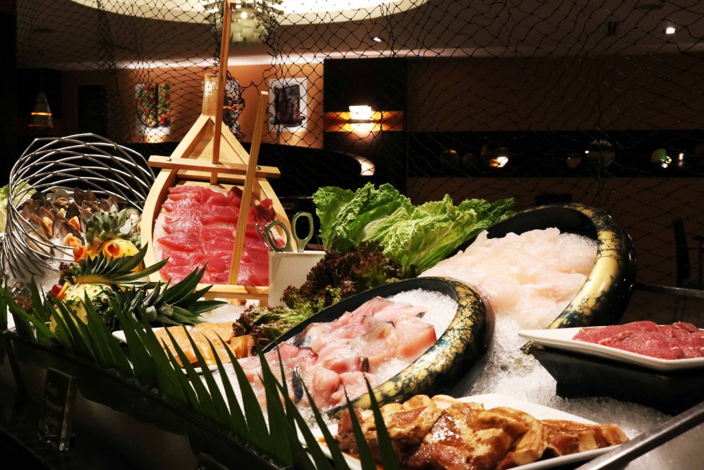 Seafood Grill Night_1MB