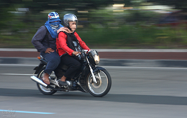 riding in tandem