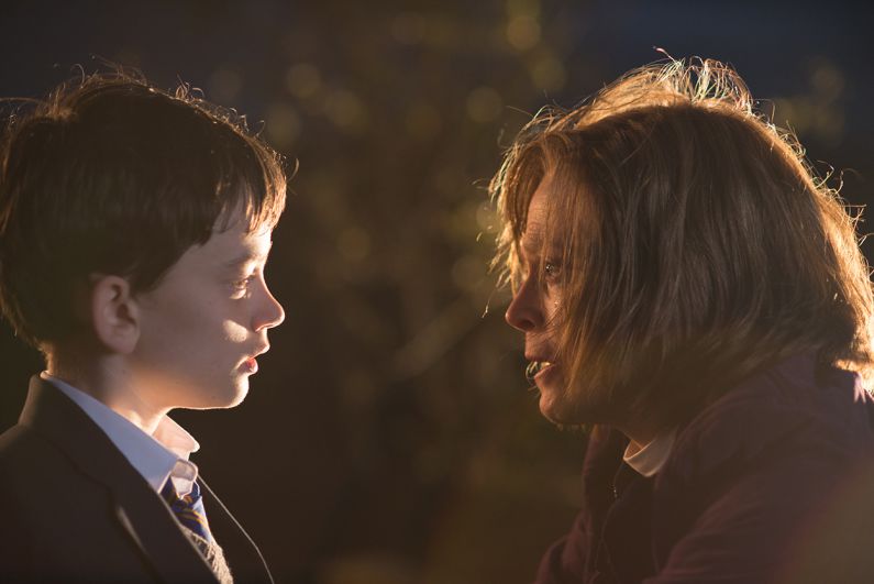 lewis-macdougall-and-sigourney-weaver-in-a-monster-calls