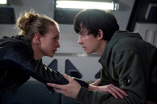 britt robertson and asa butterfield in THE SPACE BETWEEN US