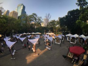 Dia Del Libro in Makati: A day with roses, books, and the masters