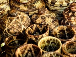 A Woven Tradition: The Iraya-Mangyan Community of Puerto Galera