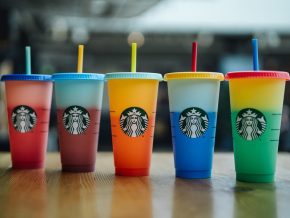 Starbucks Philippines Brings In the Color-Changing Reusable Cups