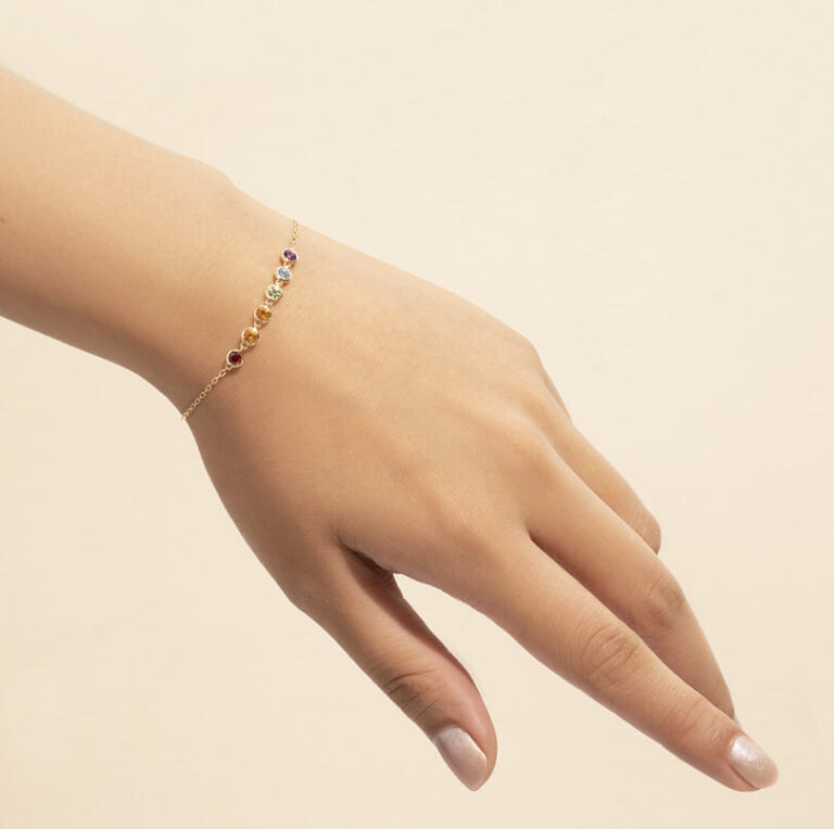 Filipino Jewelry Brand V! Opens Its Newest Store at ShangriLa Plaza