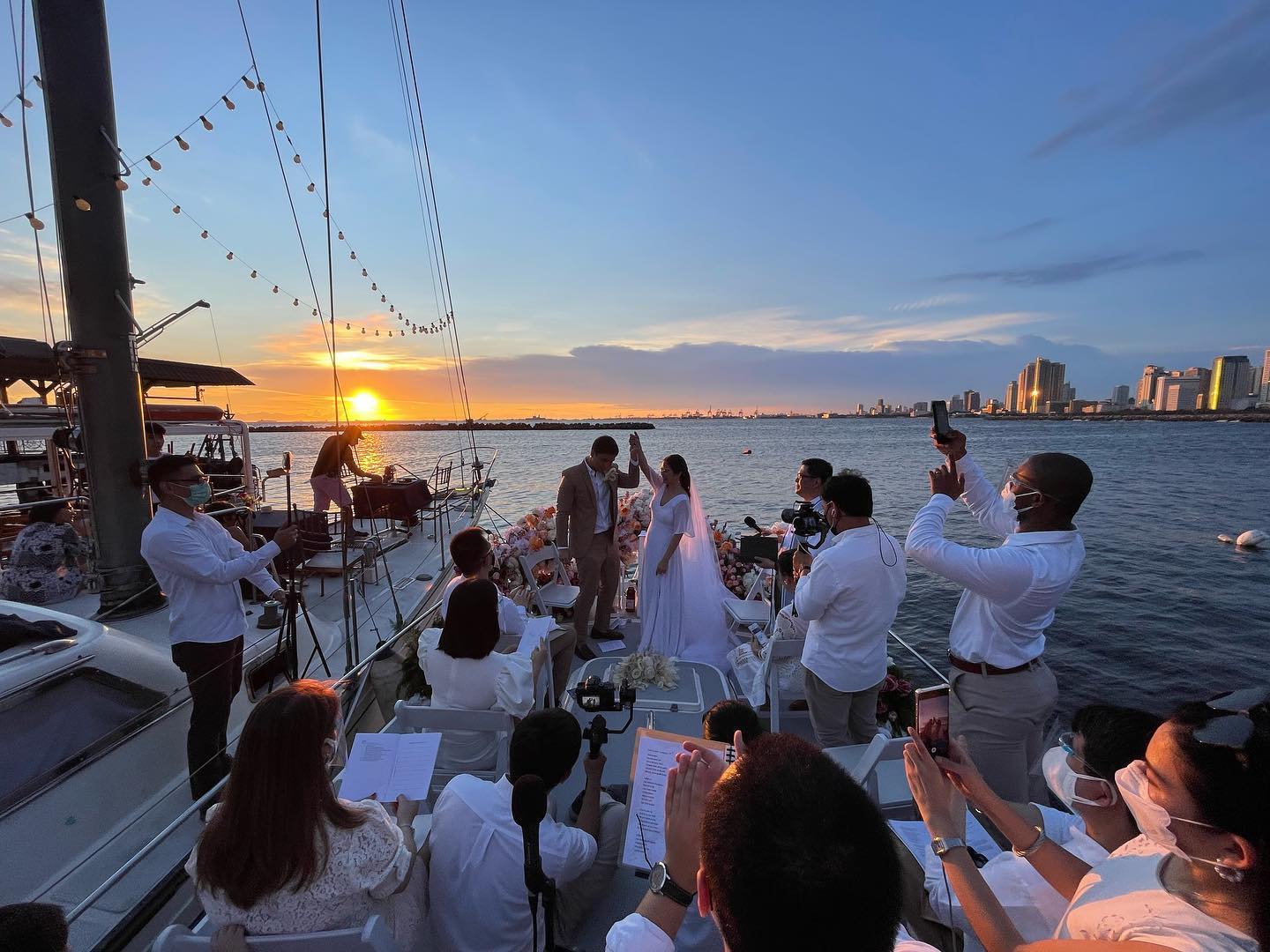 manila yacht club dinner cruise