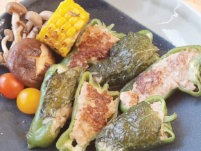 Philippine Primer Cooks: Quick and Easy Japanese-style Stuffed Bell Peppers