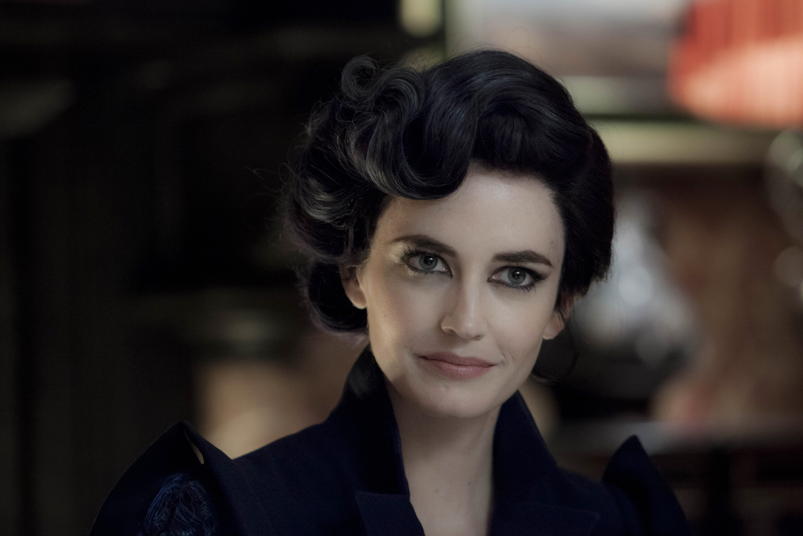 eva-green-in-miss-peregrines-home-for-peculiar-children
