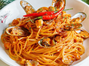 Amici in BGC: Serving Fresh Italian Food That Caters to the Filipino Taste Buds