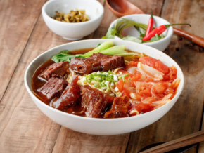 Bafang Yunji in Makati: Serving Taiwanese Beef Noodles 24/7
