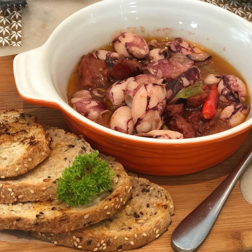 Florabel in Pasig: Offering Excellent European and Filipino Favorites