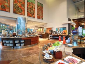 Acaci Restaurant in Alabang: Delectable Buffet Highlighting International and Asian Cuisines