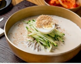 Shabu Yaki (사브야끼) in Malate: Serving Excellent Hot Pot and Grilled Meats 24/7