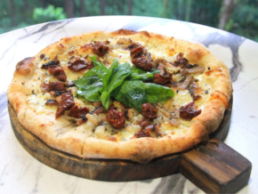 Amare La Cucina in Makati: Neapolitan Wood-Fired Pizza at Its Finest