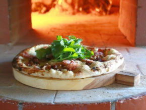 Amare La Cucina in Makati: Neapolitan Wood-Fired Pizza at Its Finest