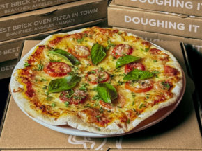 Pep & Ronnie in Makati: A Cozy Neighborhood Spot for Pizza and Cocktails Pep & Ronnie in Makati: A Cozy Neighborhood Spot for Pizza and Cocktails