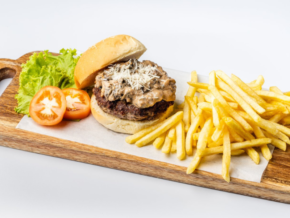 Blackwood Bar and Grill in Mandaluyong: Continental Comfort Food and Fresh Draft Beer Blackwood Bar and Grill in Mandaluyong: Continental Comfort Food and Fresh Draft Beer