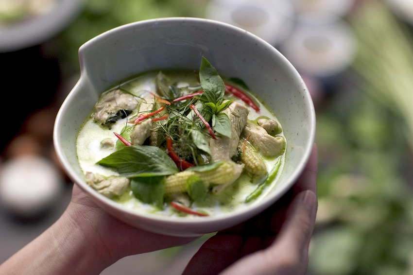 Green chicken curry