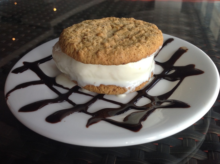 Raisin Vanilla Cali Ice Cream Sandwich (P 75) Pic 10