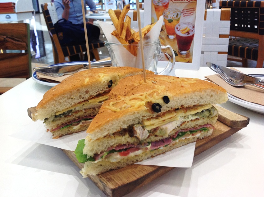 Triple Decker Club Melt (P 320) PHOTO 6