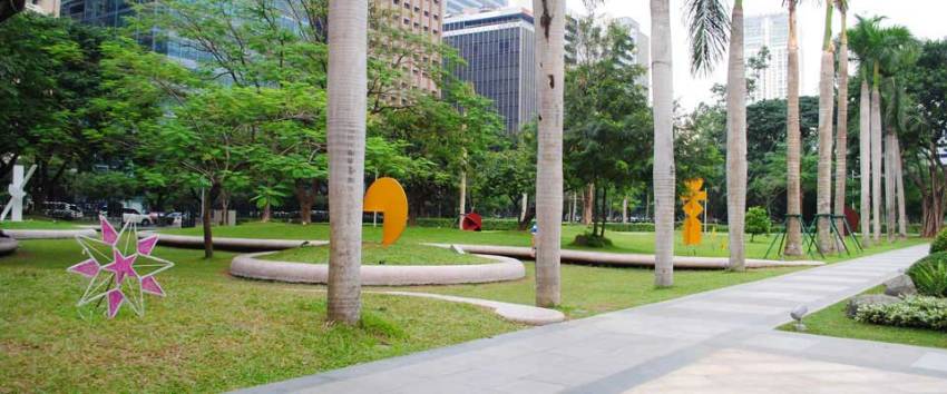 AYALA TRIANGLE