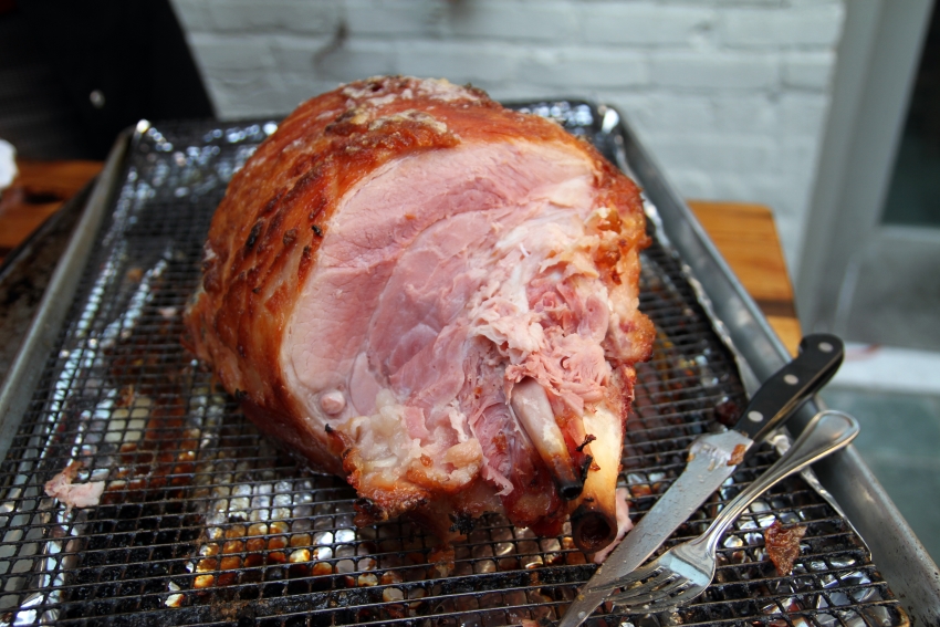Рецепт запеченной свиного окорока