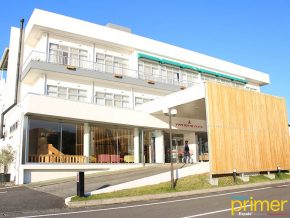 JAPAN TRAVEL: Amakusa Santa Coming Hotel—A Santa-Inspired Accommodation in Kumamoto