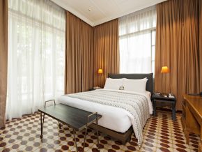The Henry Hotel Manila in Pasay City: Nostalgic Post-War Mansion Turned Hotel